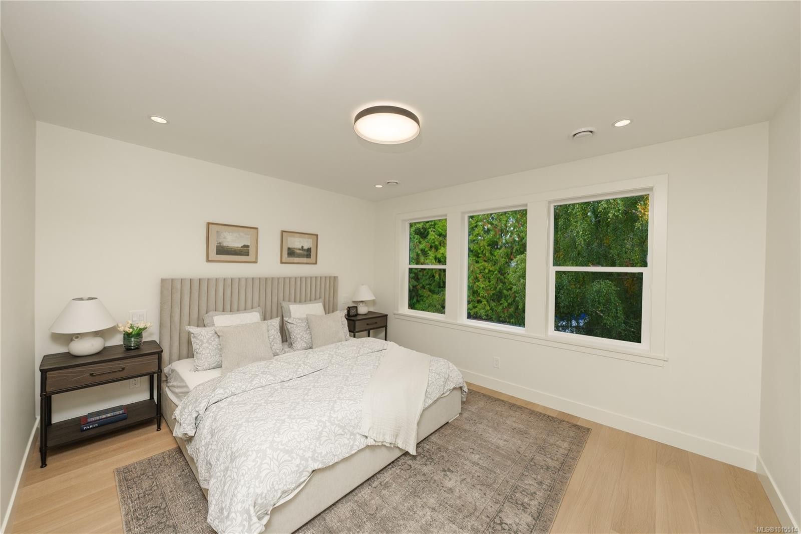 1772 Chandler Ave, Victoria, BC