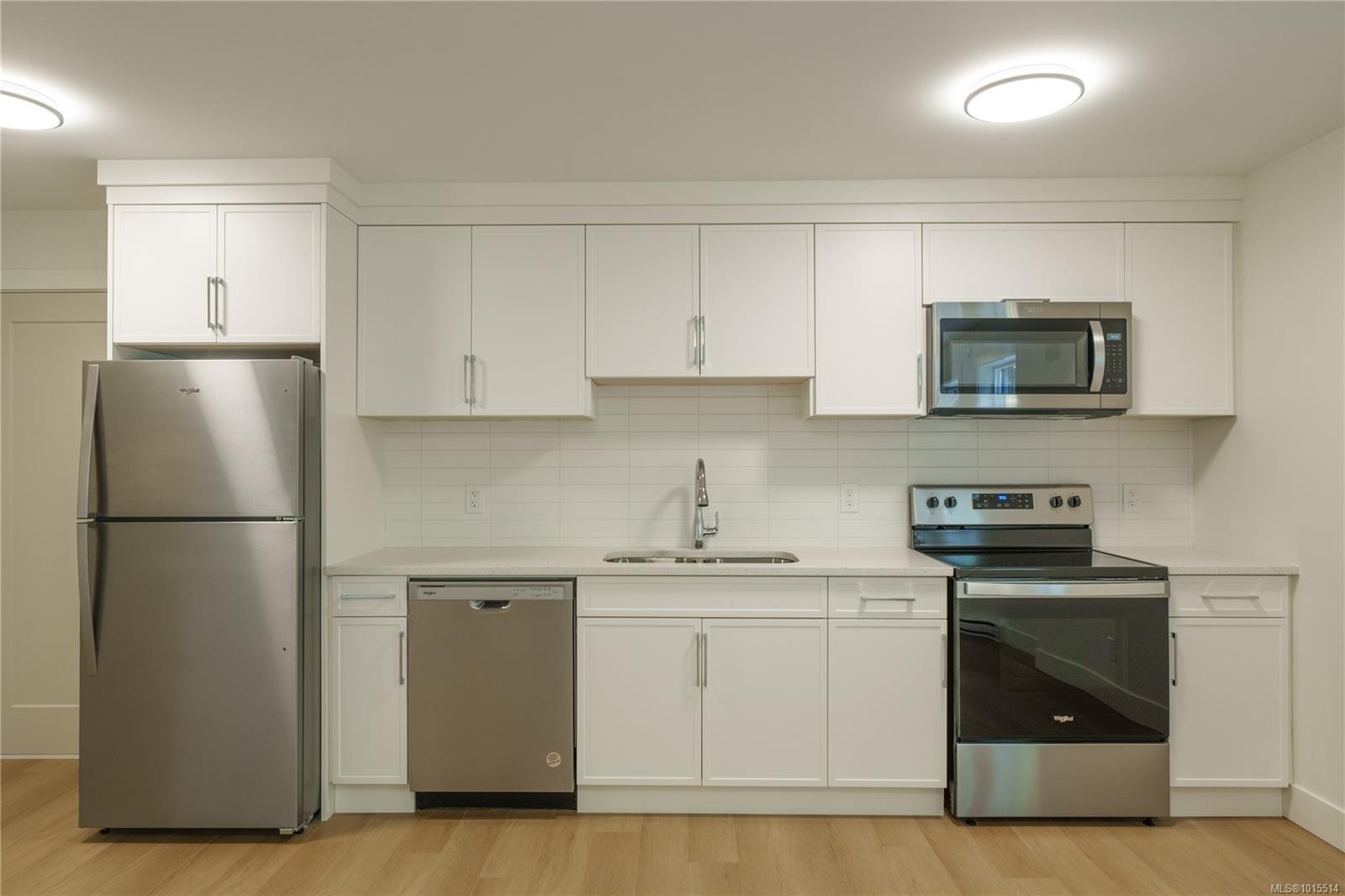 1772 Chandler Ave, Victoria, BC