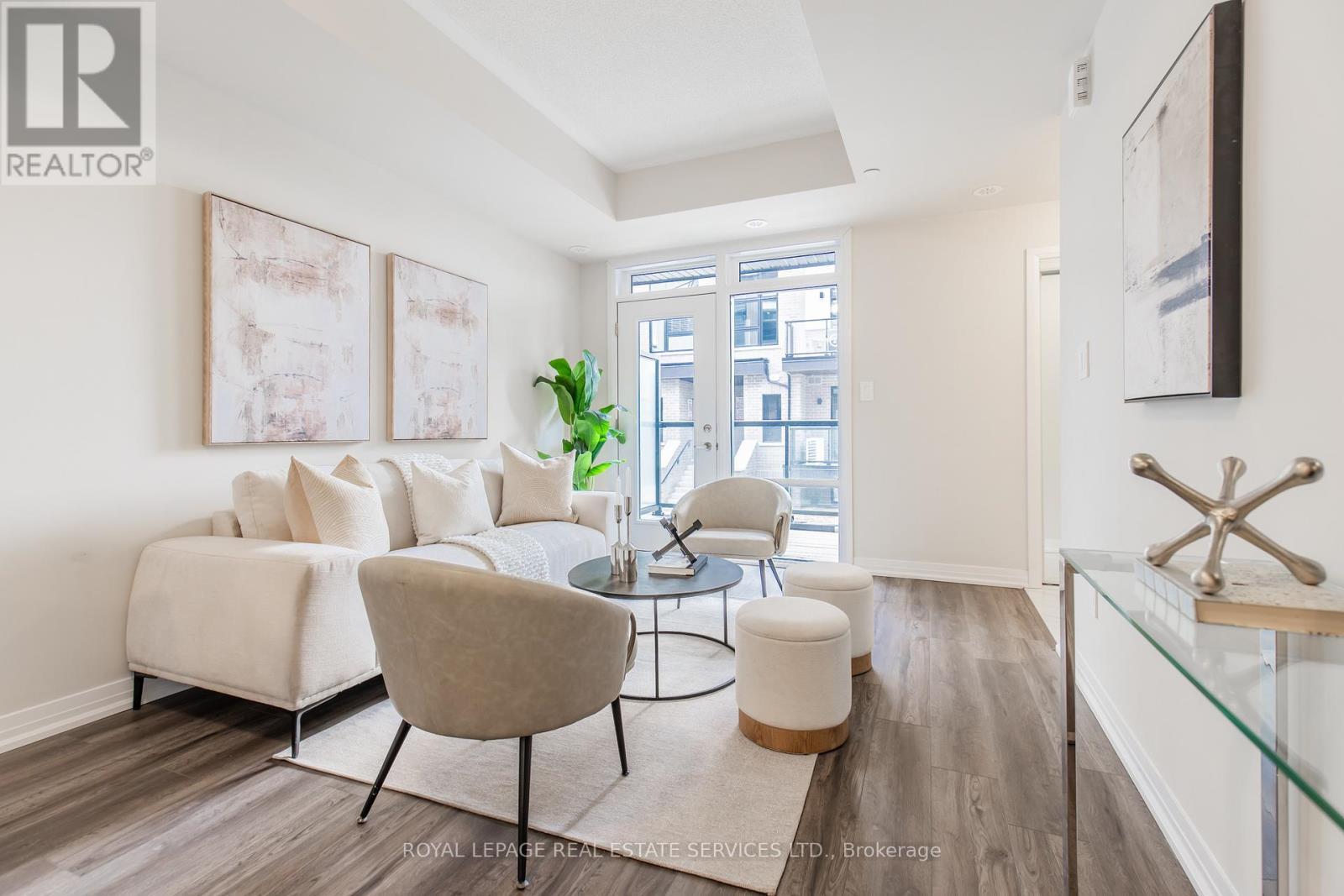 112 - 1597 Rose Way, Milton, ON - Indoor Photo Showing Other Room