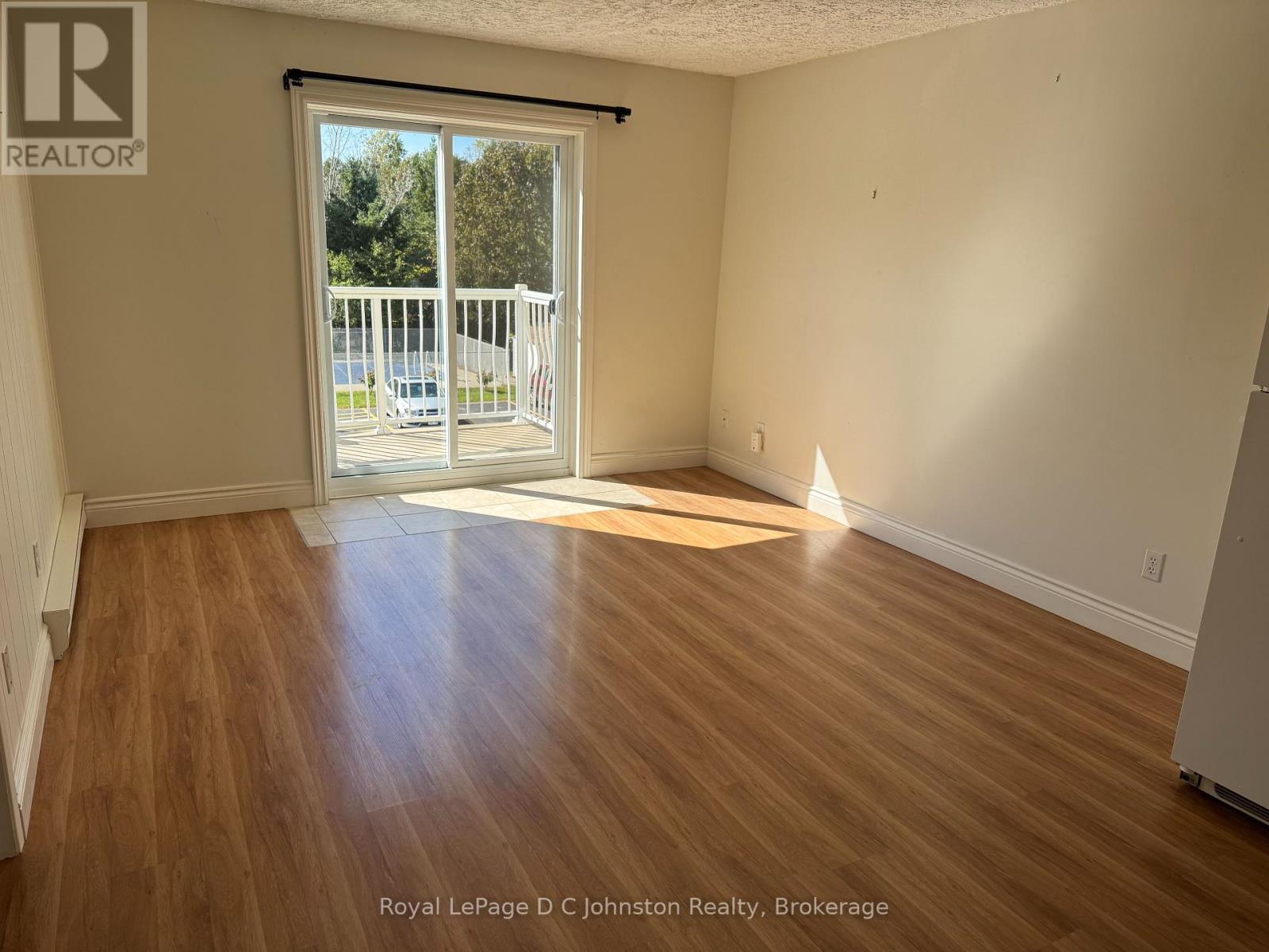 303 - 229 Adelaide Street, Saugeen Shores, ON - Indoor Photo Showing Other Room