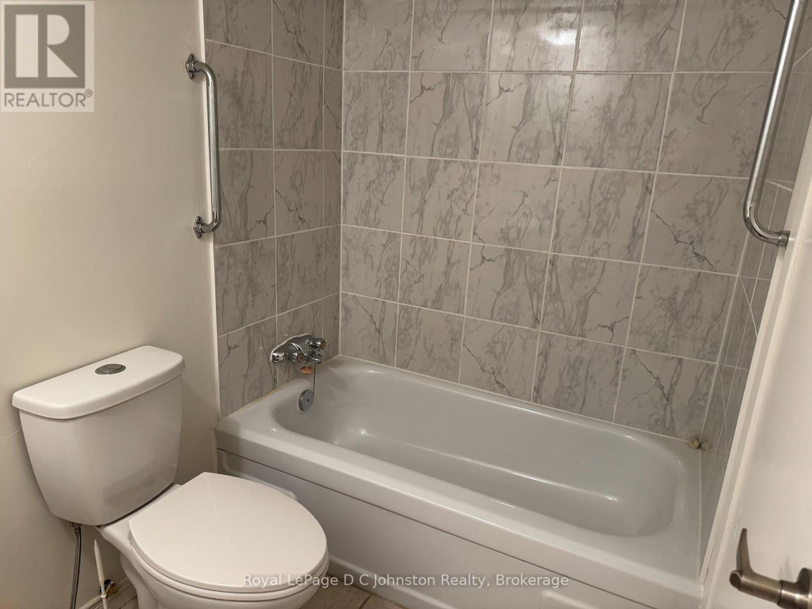 303 - 229 Adelaide Street, Saugeen Shores, ON - Indoor Photo Showing Bathroom