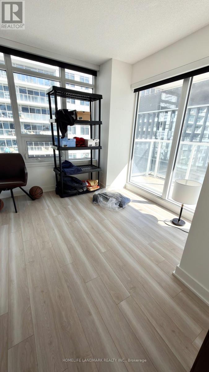 911 - 19 Bathurst Street, Toronto, ON - Indoor