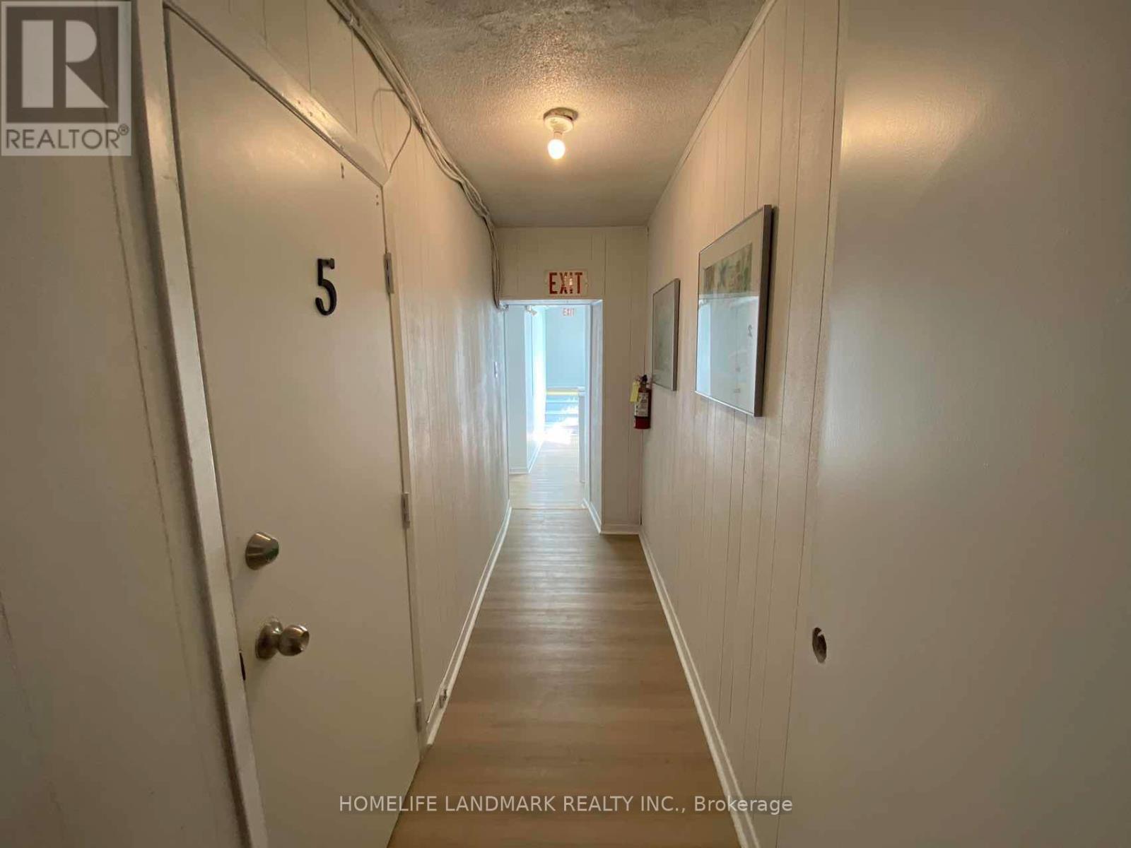 #5 - 353 Spadina Avenue, Toronto, ON - Indoor Photo Showing Other Room