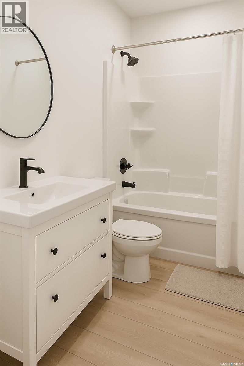 241 Carriage Drive, Rudy Rm No. 284, SK - Indoor Photo Showing Bathroom