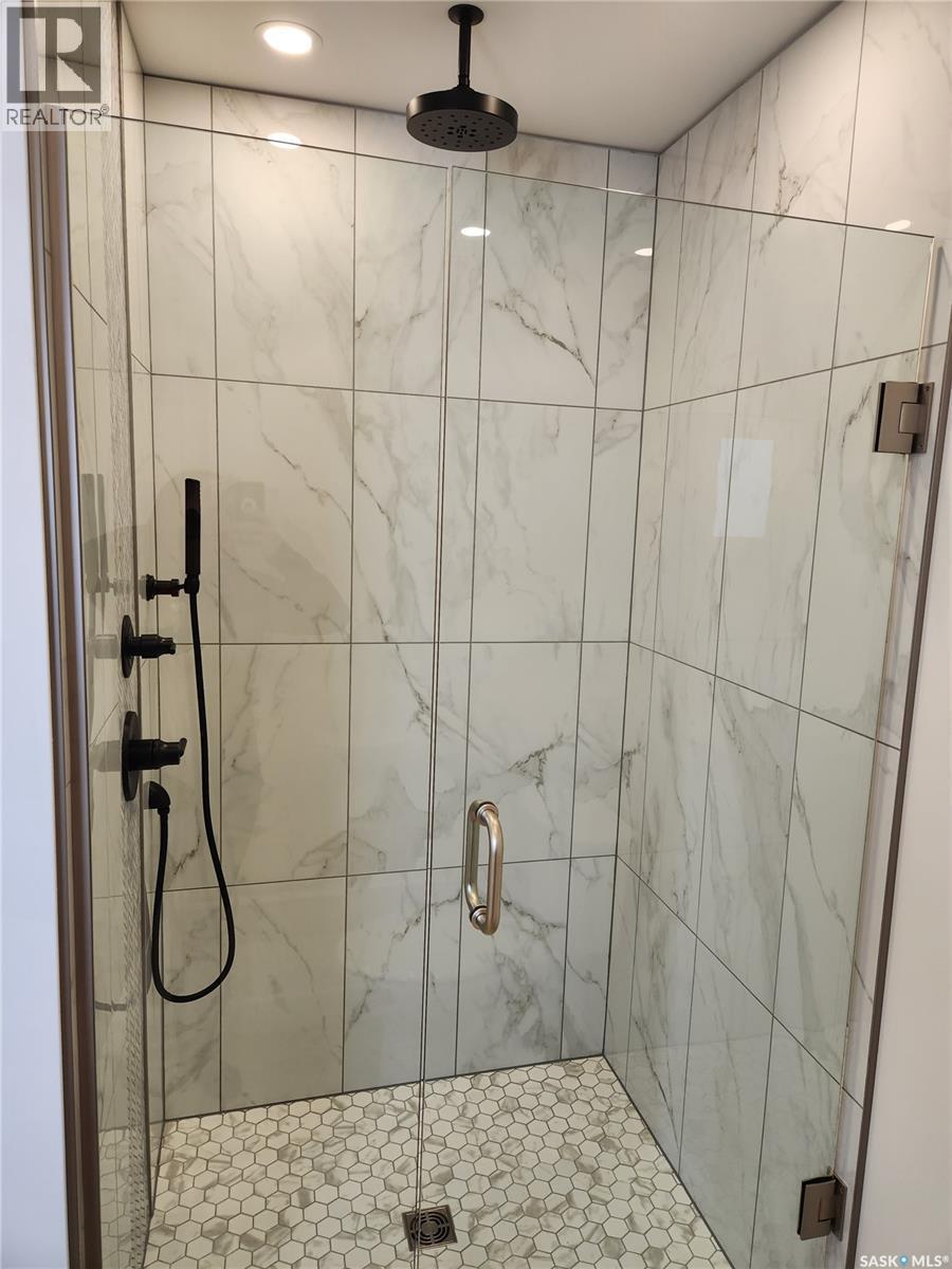 241 Carriage Drive, Rudy Rm No. 284, SK - Indoor Photo Showing Bathroom