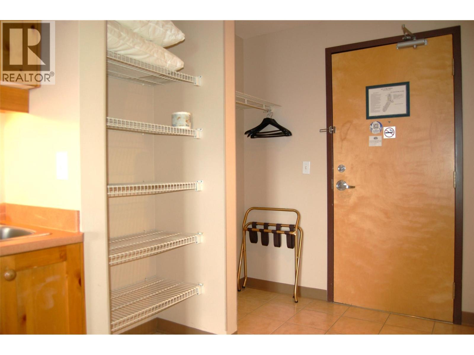 Unit Entry - 5340 Big White Road Unit# 328, Big White, BC - Indoor