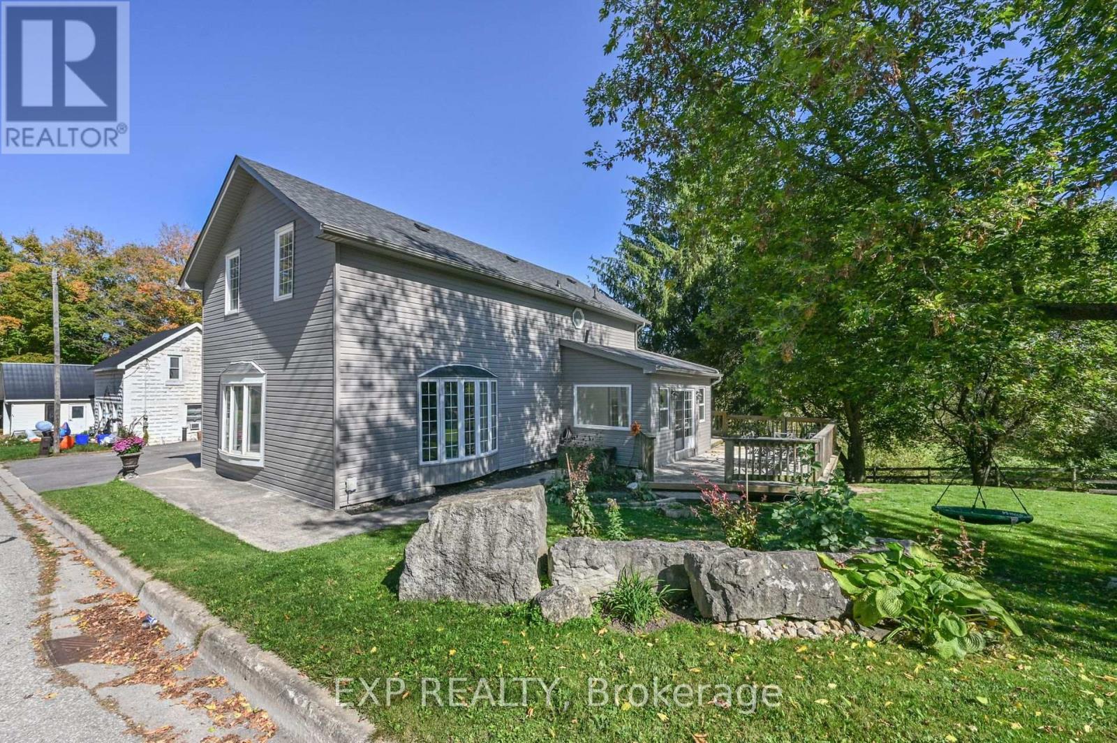 12 Mill Street, Amaranth, ON - Outdoor With Deck Patio Veranda