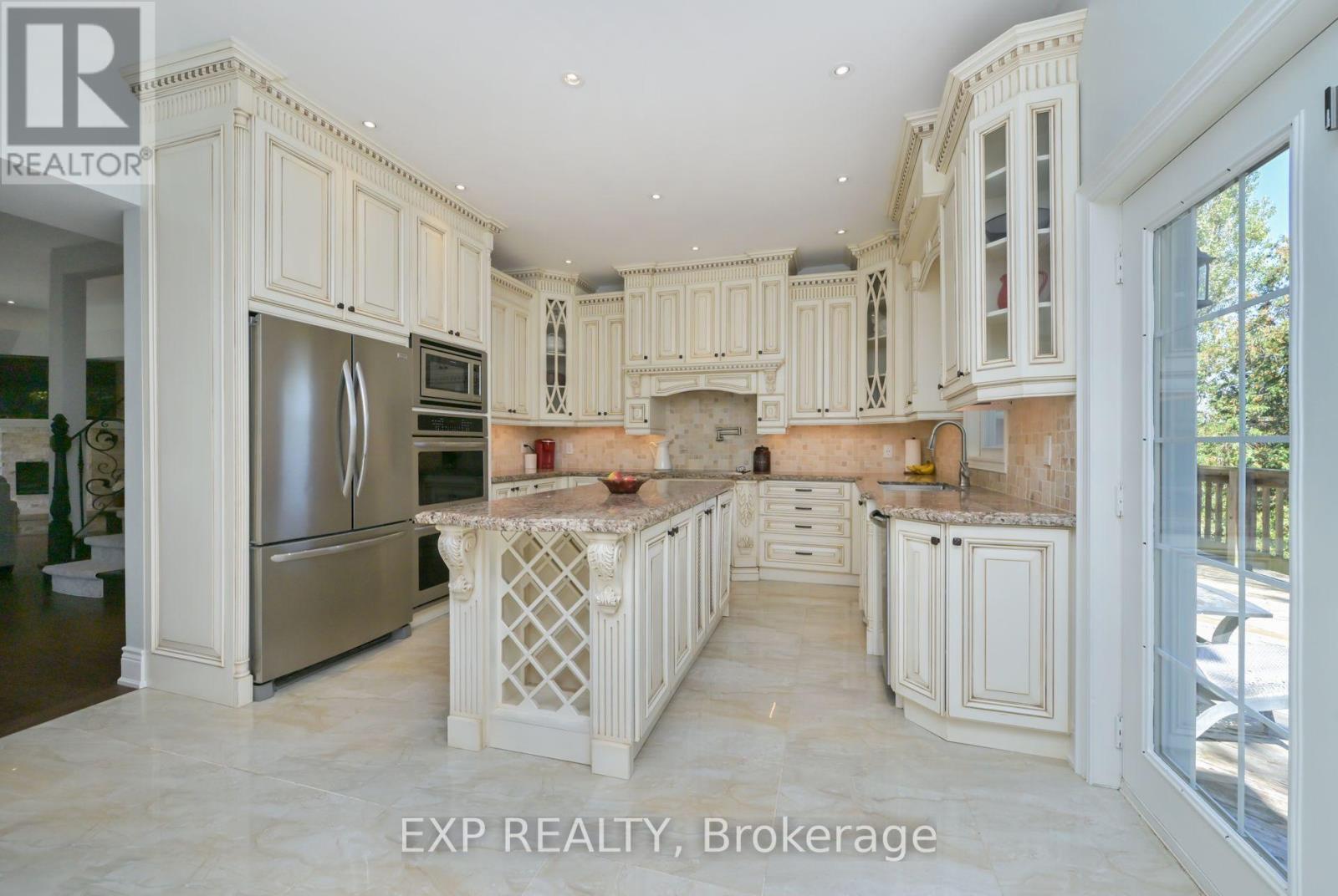 12 Mill Street, Amaranth, ON - Indoor Photo Showing Kitchen