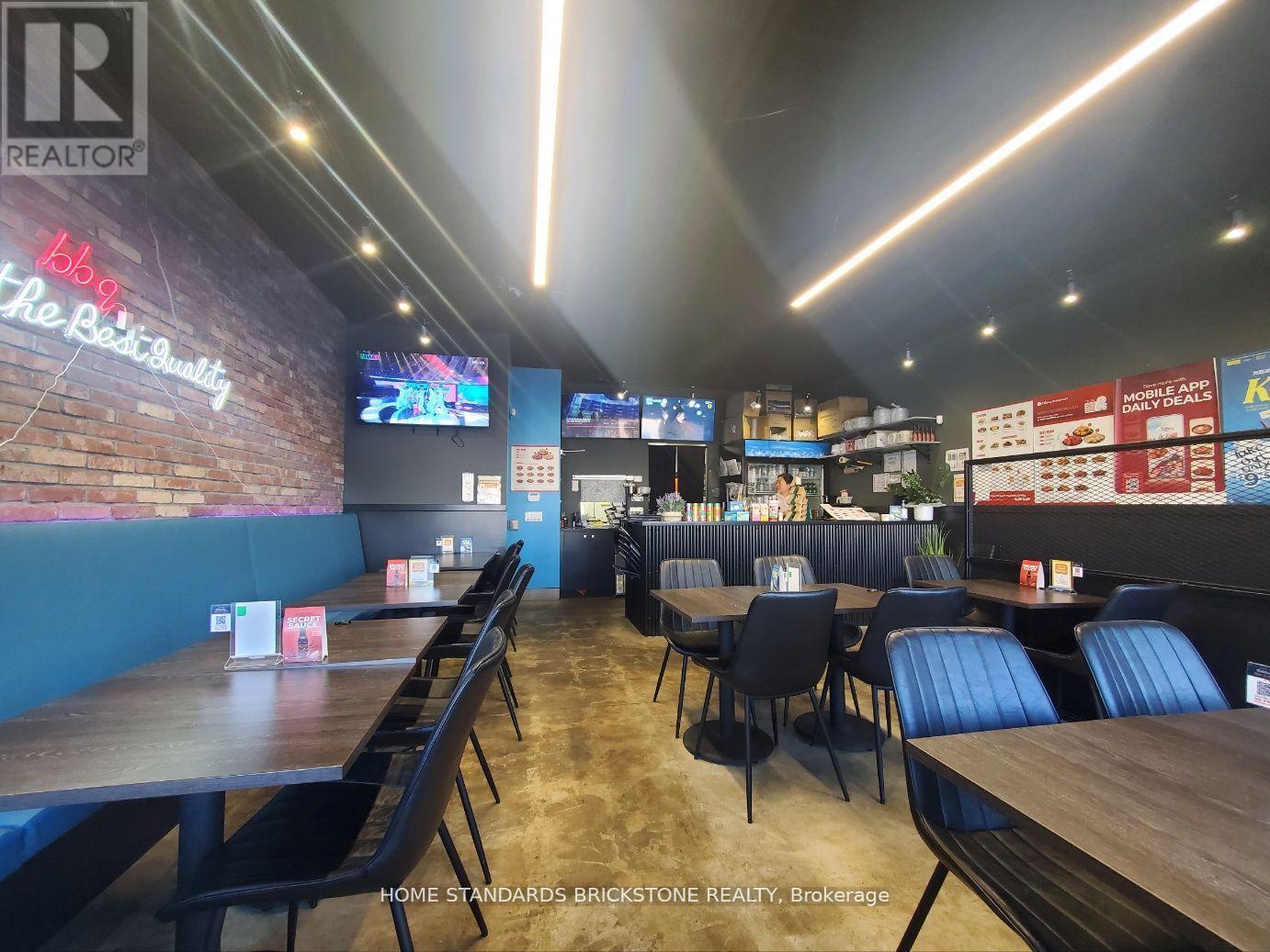 8 - 4915 Steeles Avenue E, Toronto, ON