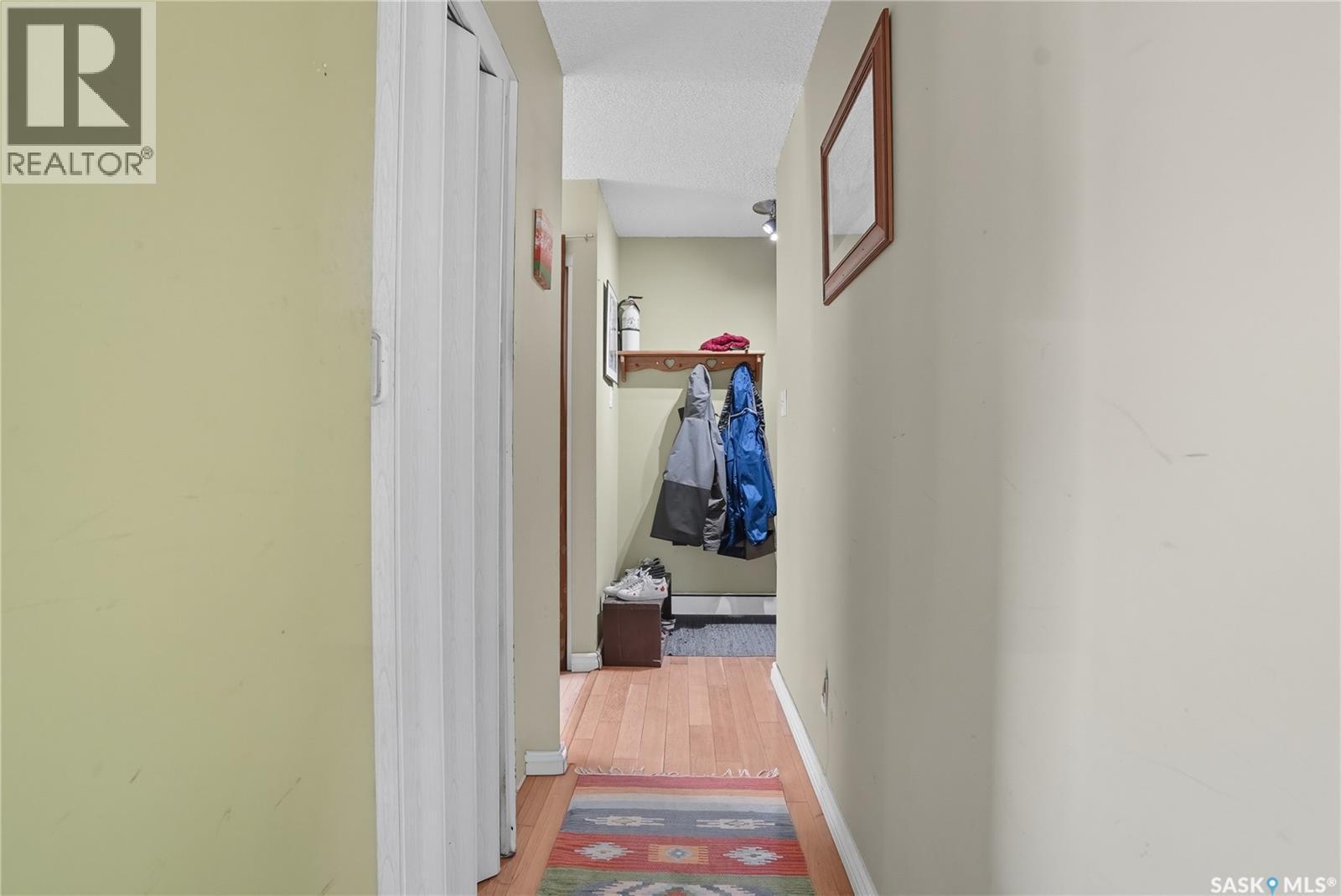 304 423 4Th Avenue N, Saskatoon, SK - Indoor Photo Showing Other Room