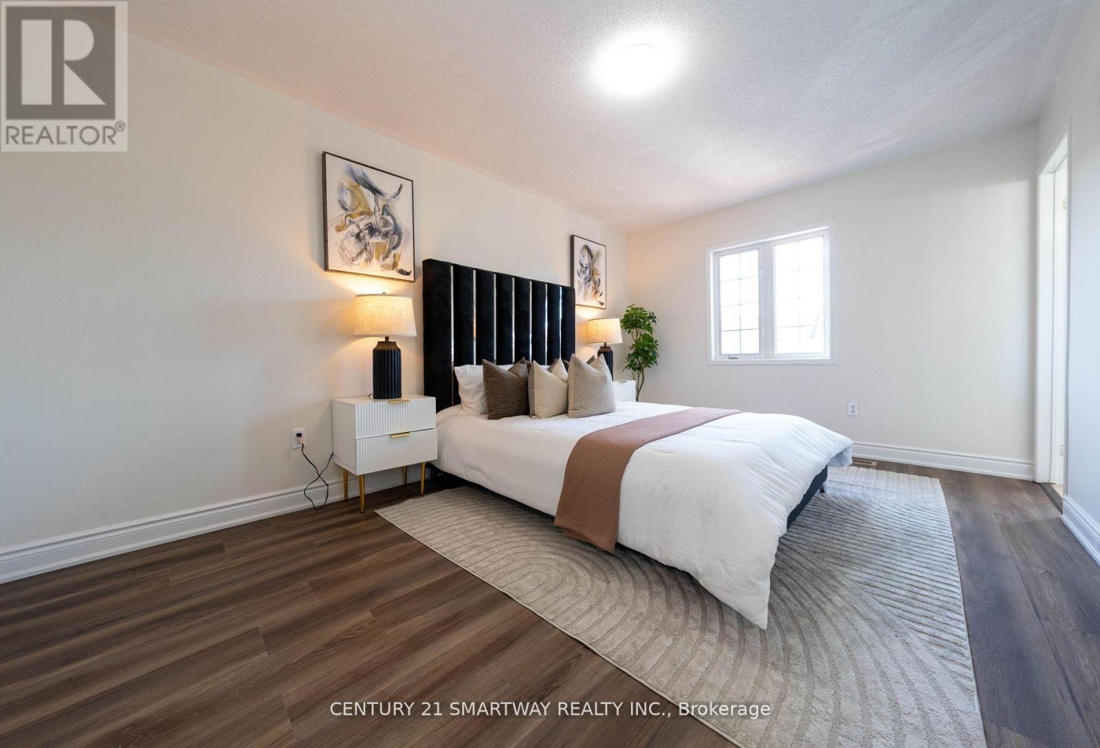 3424 Angel Pass Drive, Mississauga, ON - Indoor Photo Showing Bedroom