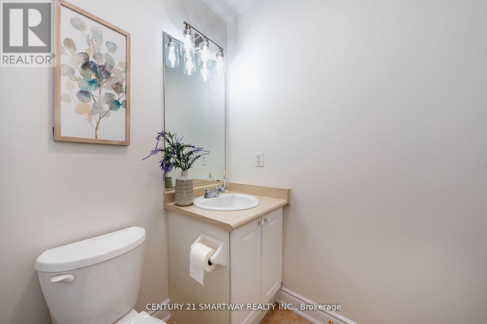 3424 Angel Pass Drive, Mississauga, ON - Indoor Photo Showing Bathroom