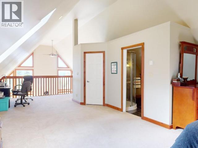 6268 Shelter Point Road, Texada Island, BC - Indoor Photo Showing Other Room