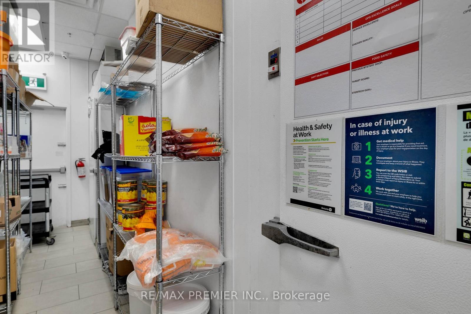 104 - 2151 St. Clair Avenue W, Toronto, ON