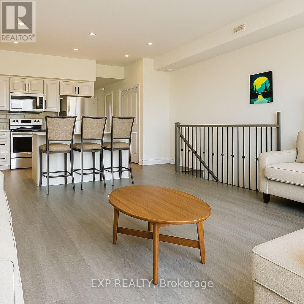 721 Franklin Boulevard, Cambridge, ON - Indoor