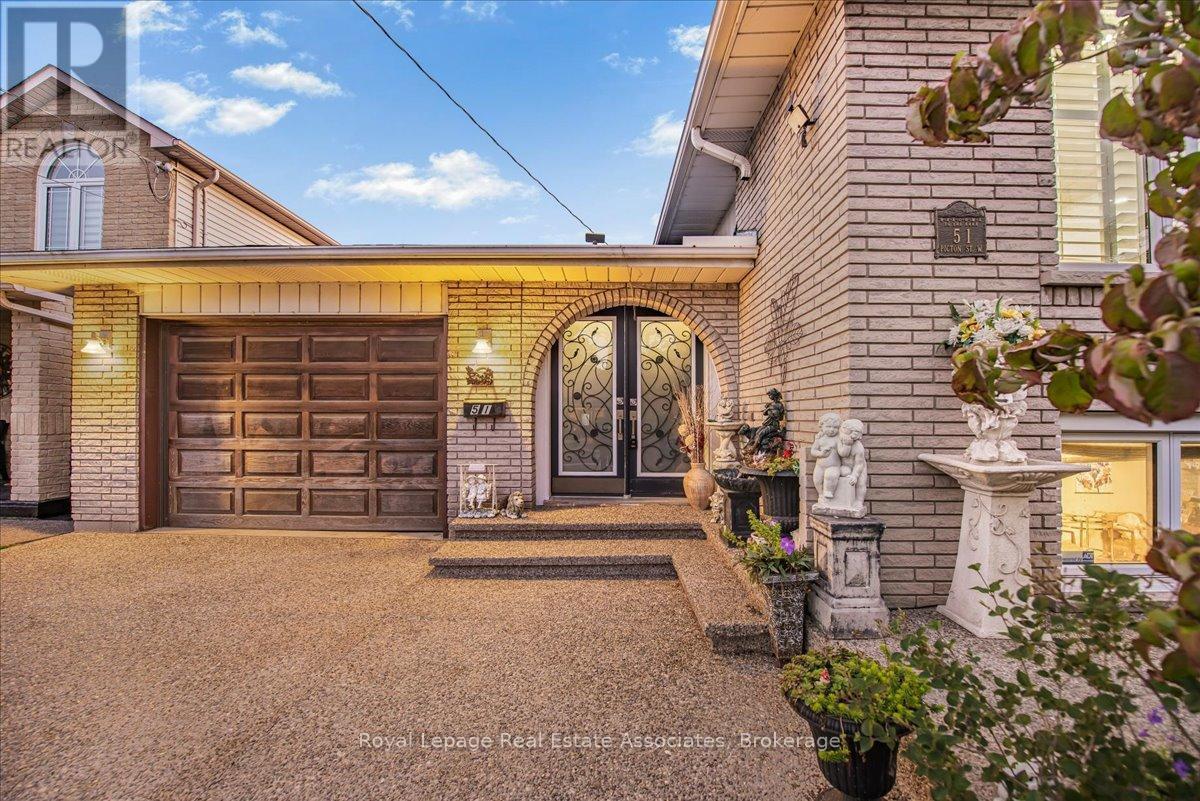 51 Picton Street W, Hamilton, ON - Outdoor