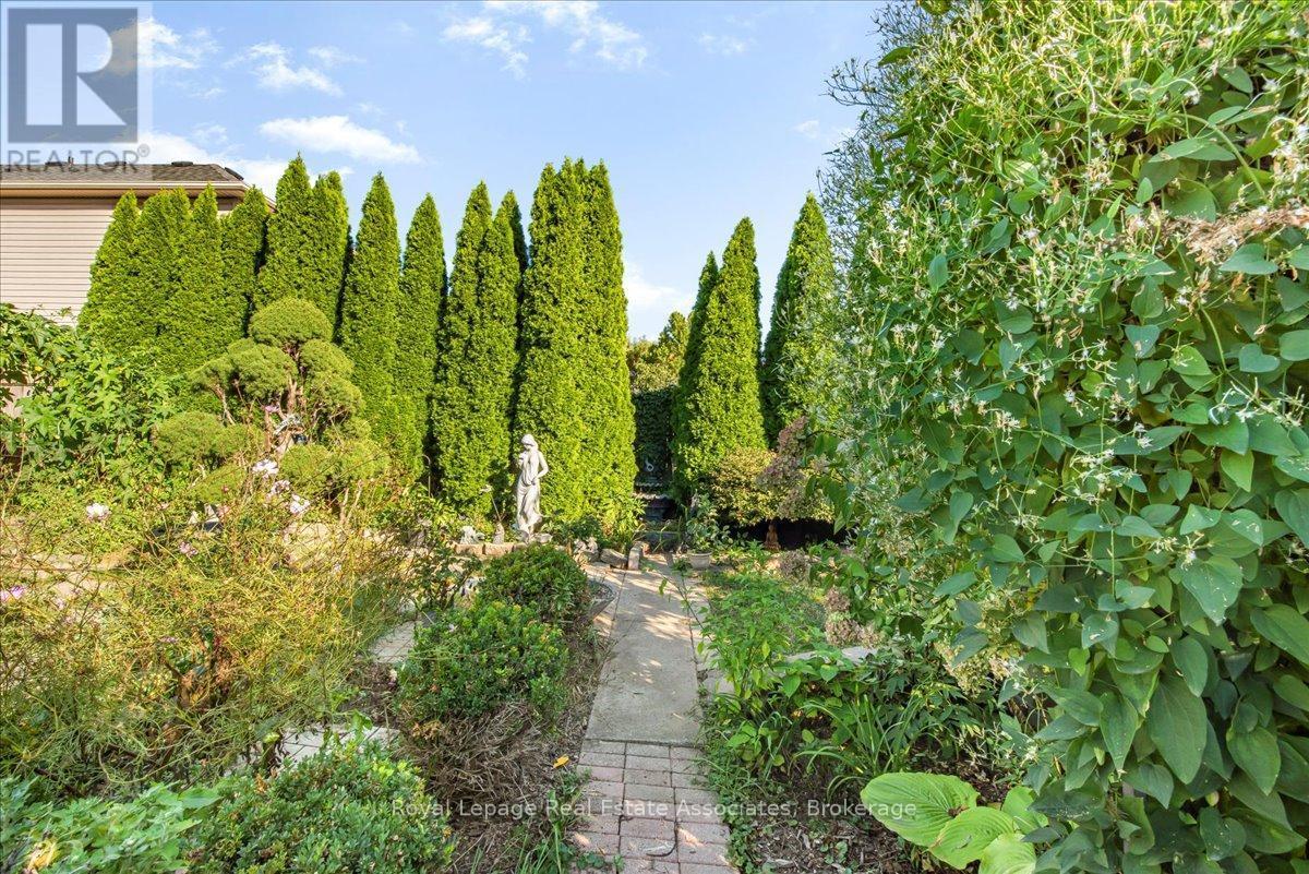 51 Picton Street W, Hamilton, ON - Outdoor