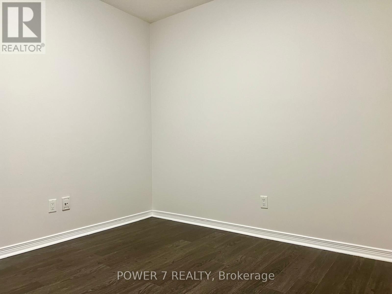 102 - 352 Front Street W, Toronto, ON - Indoor Photo Showing Other Room