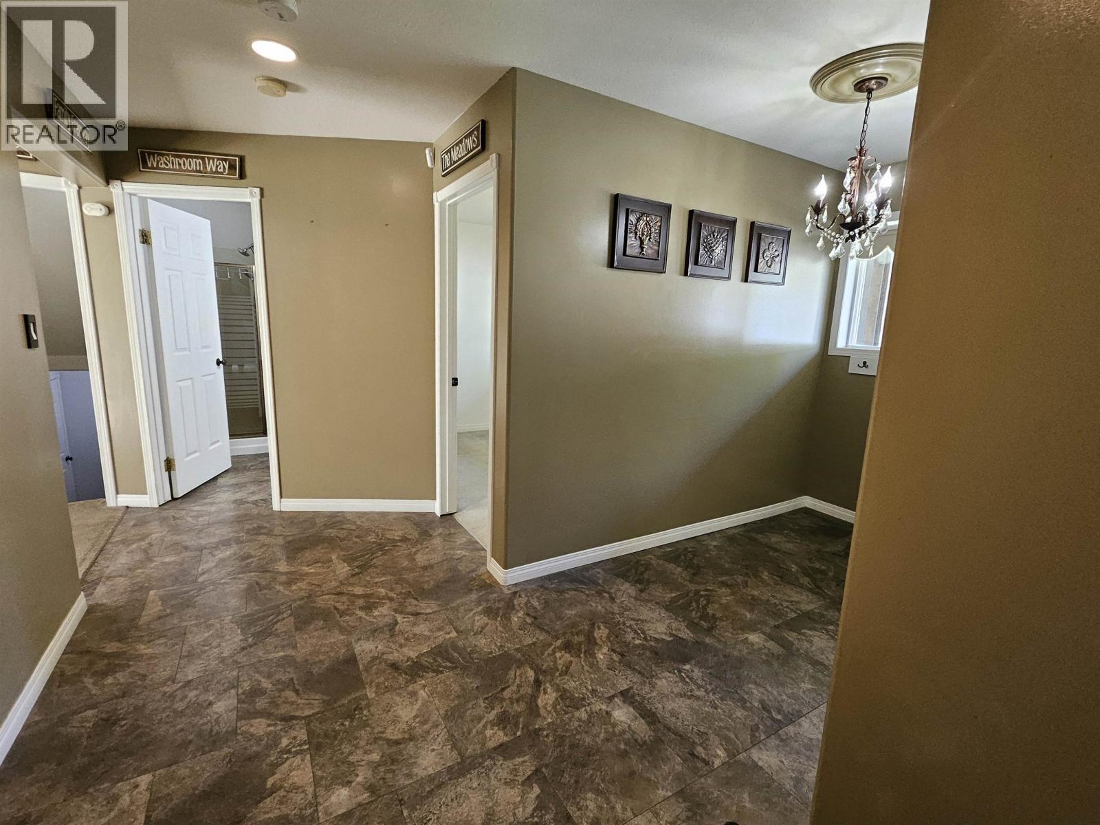 4887 Meesquono Trail, 108 Mile Ranch, BC - Indoor Photo Showing Other Room