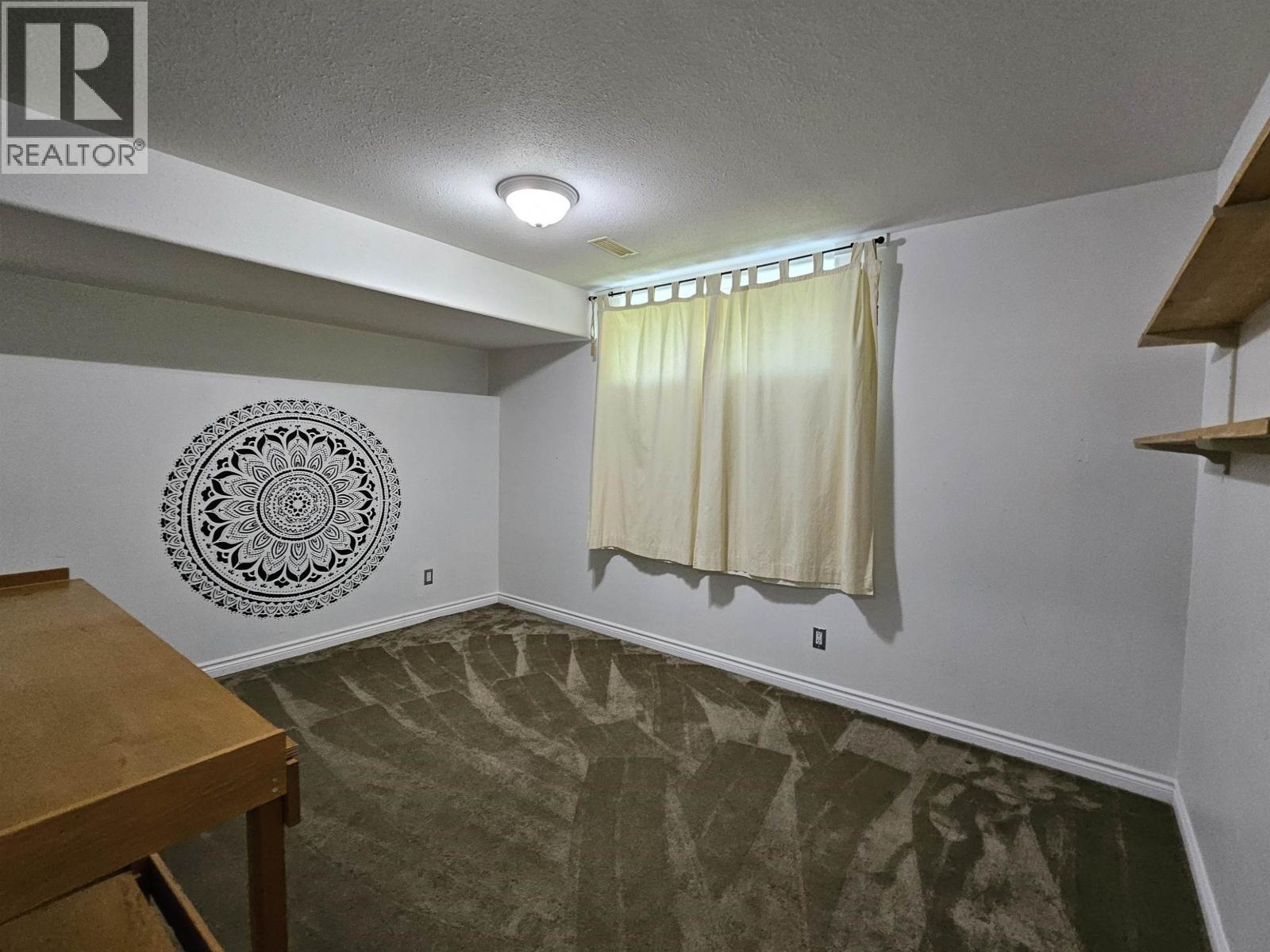 4887 Meesquono Trail, 108 Mile Ranch, BC - Indoor Photo Showing Other Room