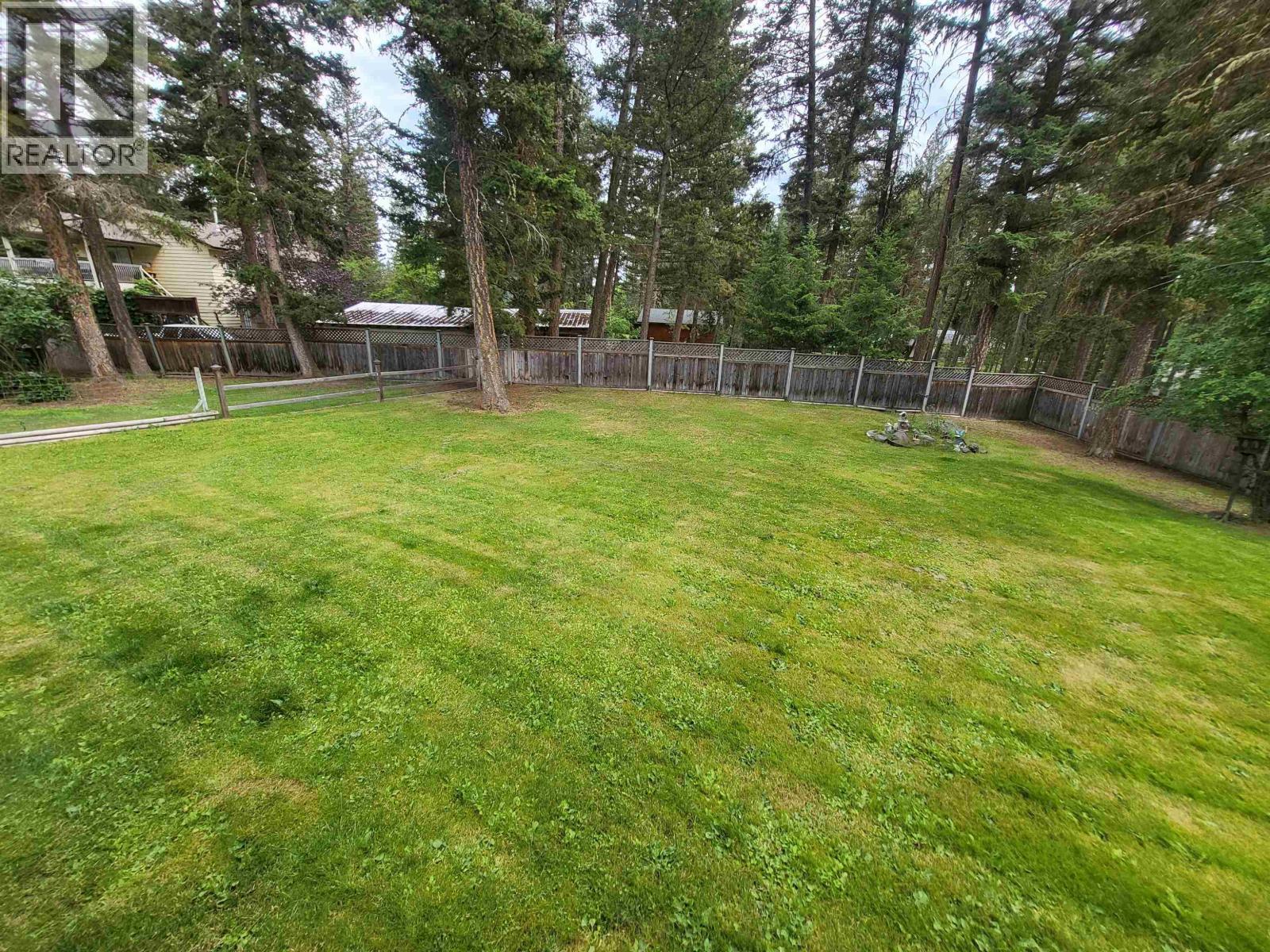 4887 Meesquono Trail, 108 Mile Ranch, BC - Outdoor