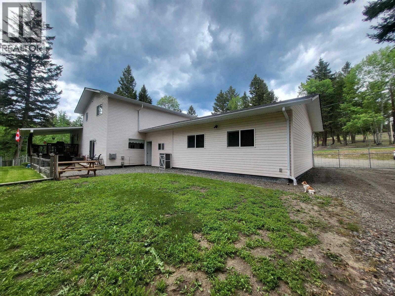 4887 Meesquono Trail, 108 Mile Ranch, BC - Outdoor