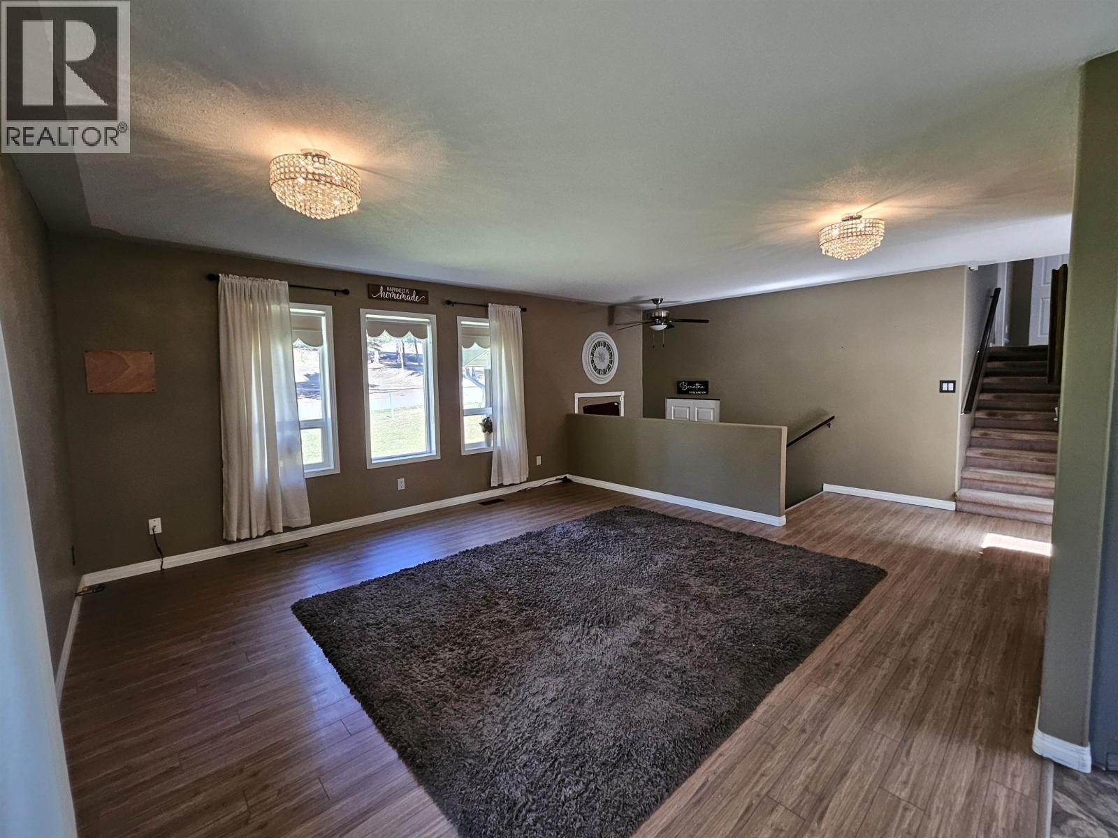 4887 Meesquono Trail, 108 Mile Ranch, BC - Indoor Photo Showing Other Room