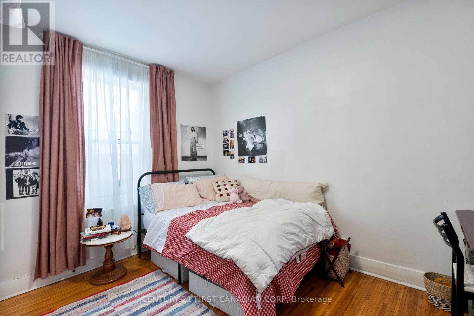 578 Waterloo Street, London East (East F), ON - Indoor Photo Showing Bedroom