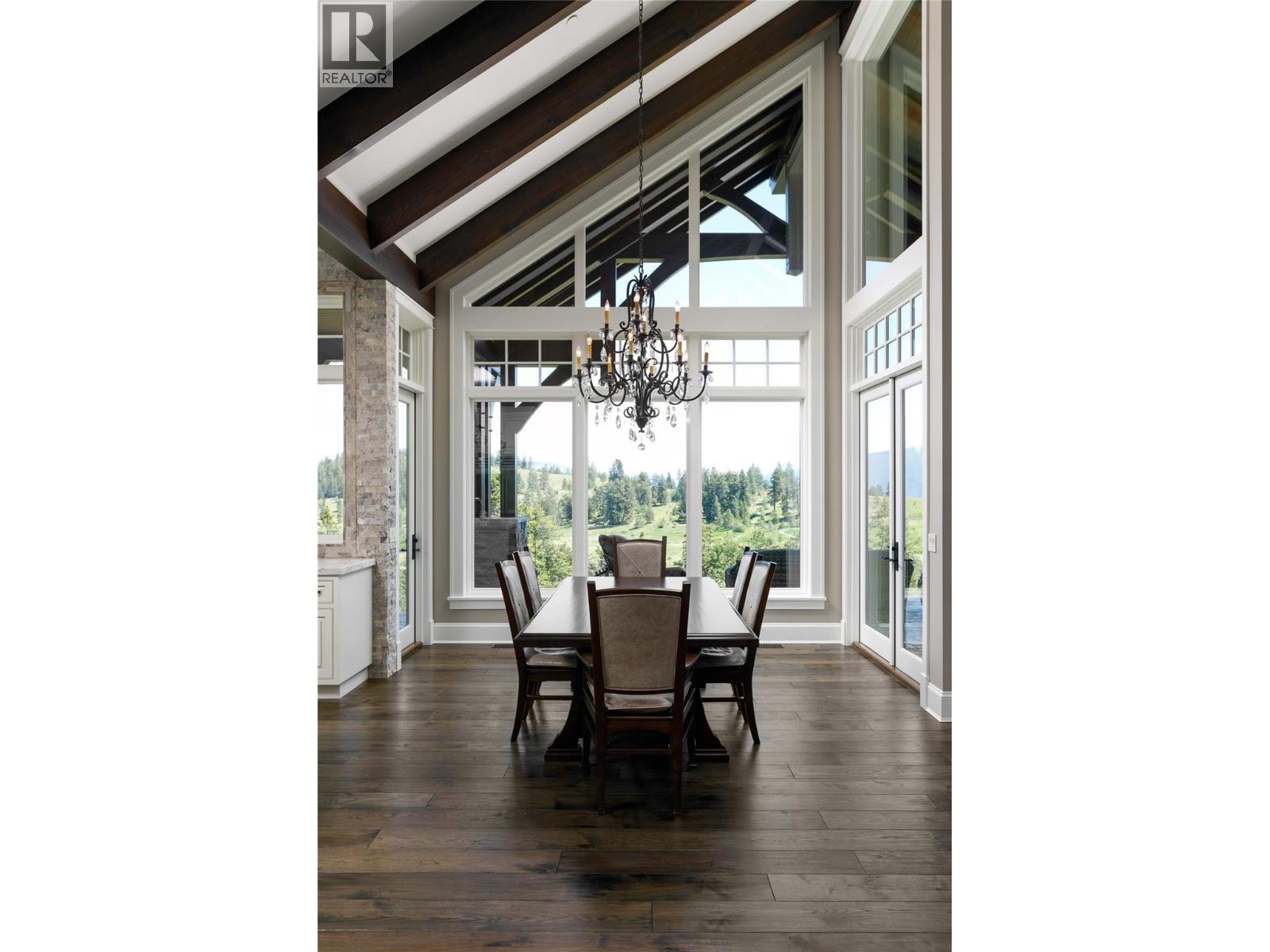 622 Jigger Place, Vernon, BC - Indoor Photo Showing Dining Room