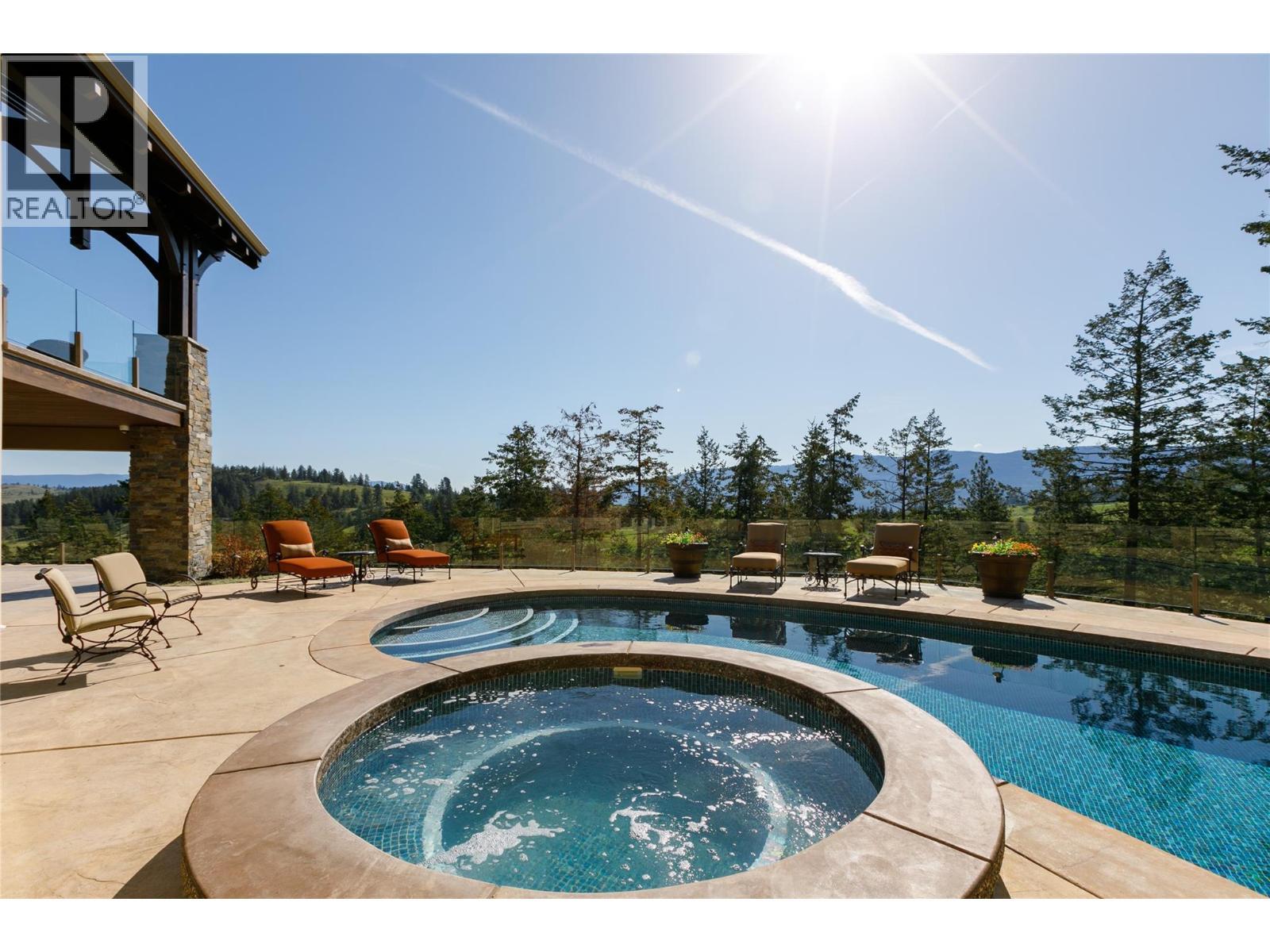 622 Jigger Place, Vernon, BC - Outdoor With In Ground Pool