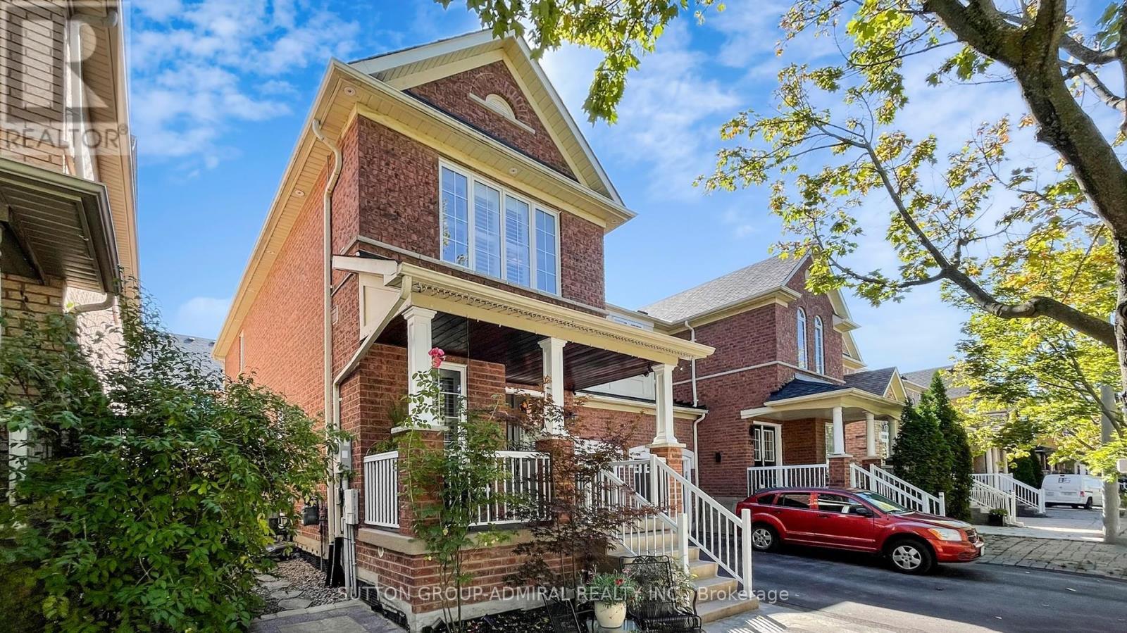 222 Hollywood Hill Circle, Vaughan, ON - Outdoor