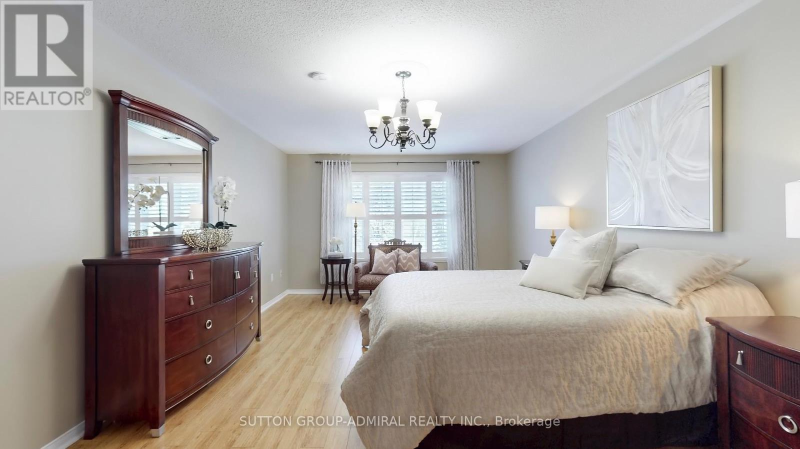 222 Hollywood Hill Circle, Vaughan, ON - Indoor Photo Showing Bedroom