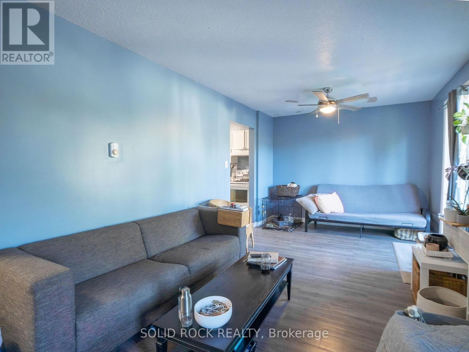 106 - 24 Townline Road W, Carleton Place, ON - Indoor Photo Showing Living Room