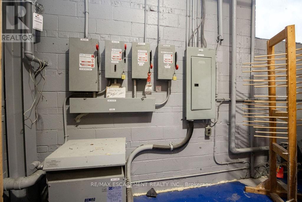 42 Niagara Street, Hamilton, ON