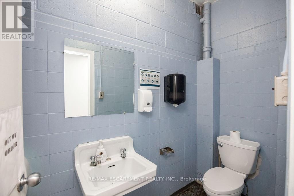 42 Niagara Street, Hamilton, ON