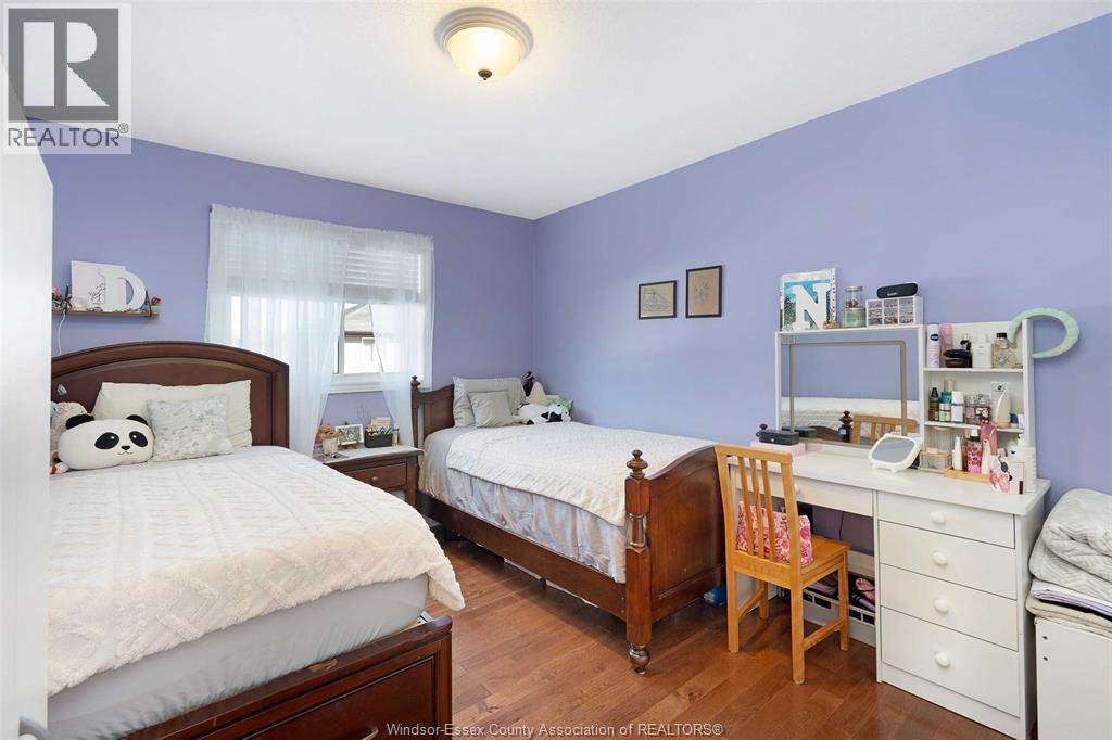4530 Sassafras, Windsor, ON - Indoor Photo Showing Bedroom
