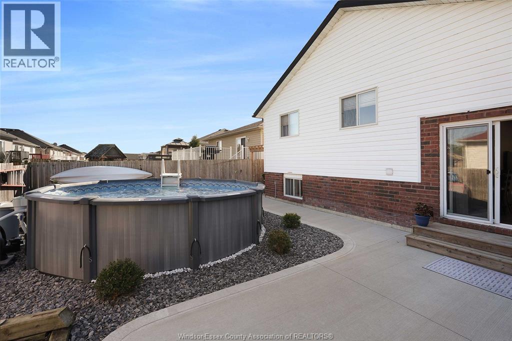 4530 Sassafras, Windsor, ON - Outdoor With Exterior