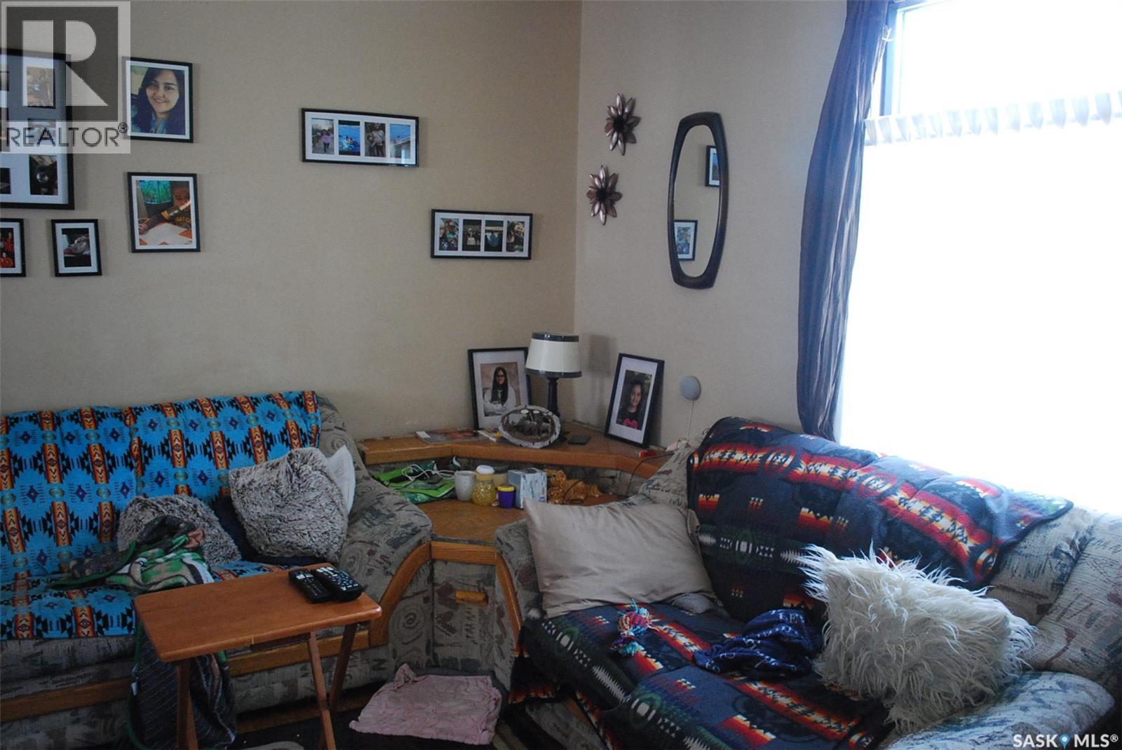 1346 Rae Street, Regina, SK - Indoor