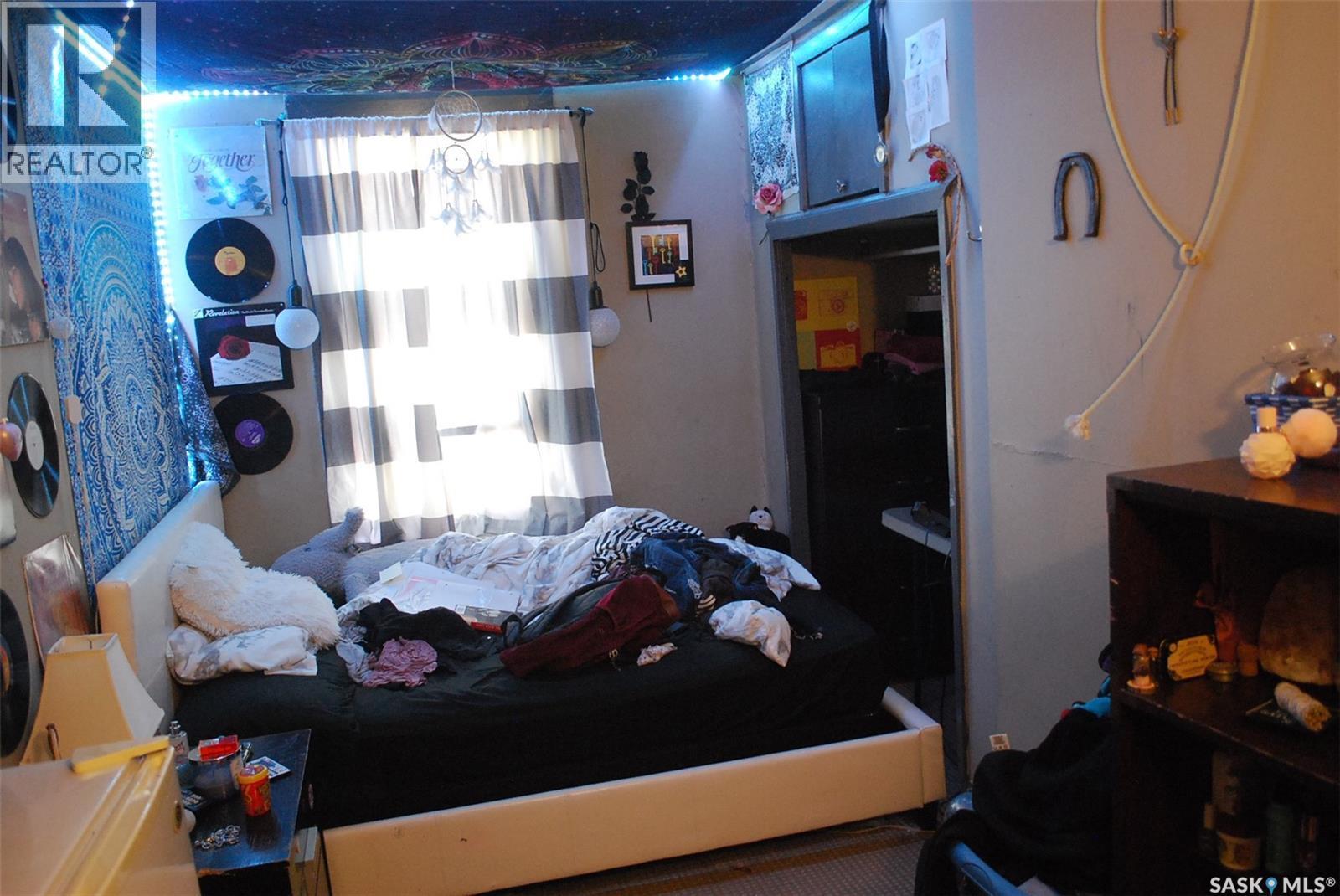 1346 Rae Street, Regina, SK - Indoor