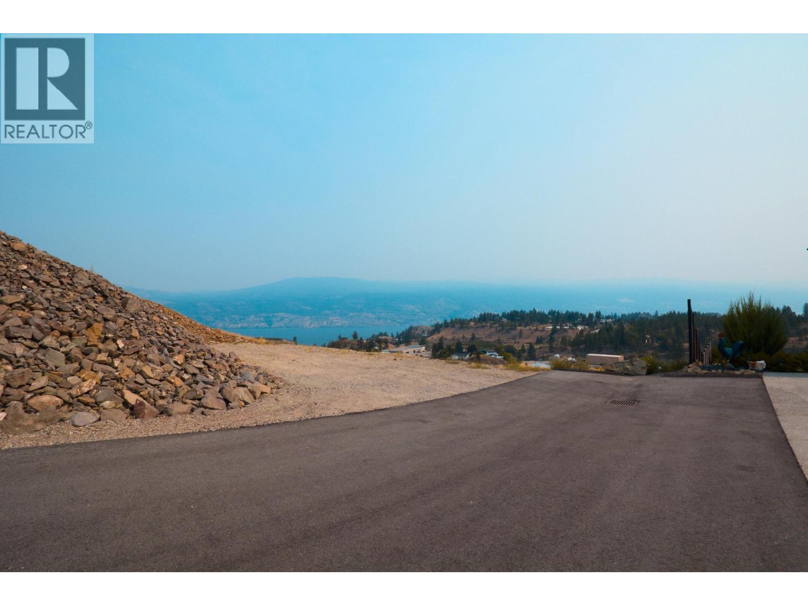 17523 Sanborn Street, Summerland, BC - Outdoor With View