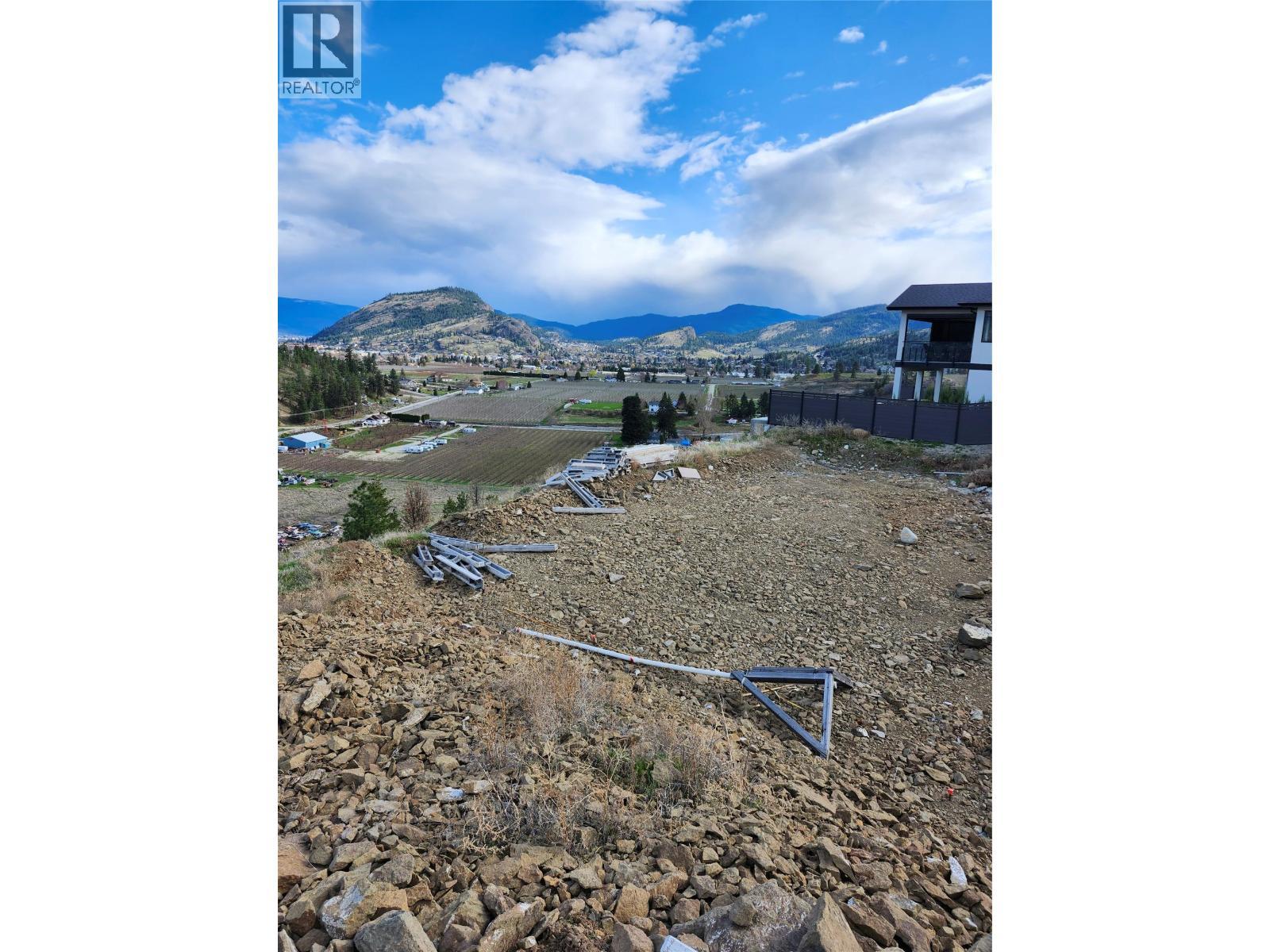 17523 Sanborn Street, Summerland, BC - Outdoor With View