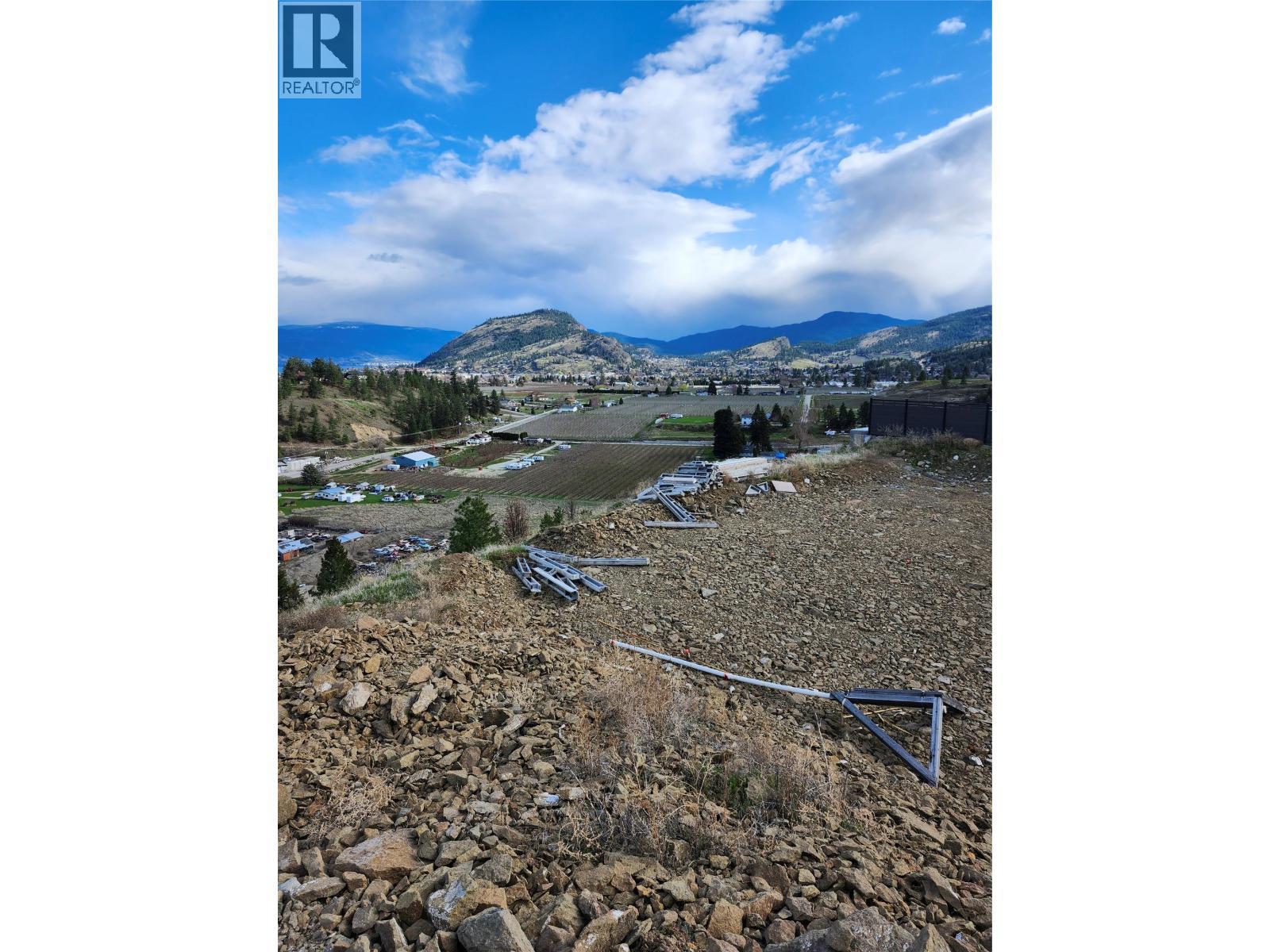 17523 Sanborn Street, Summerland, BC - Outdoor With View