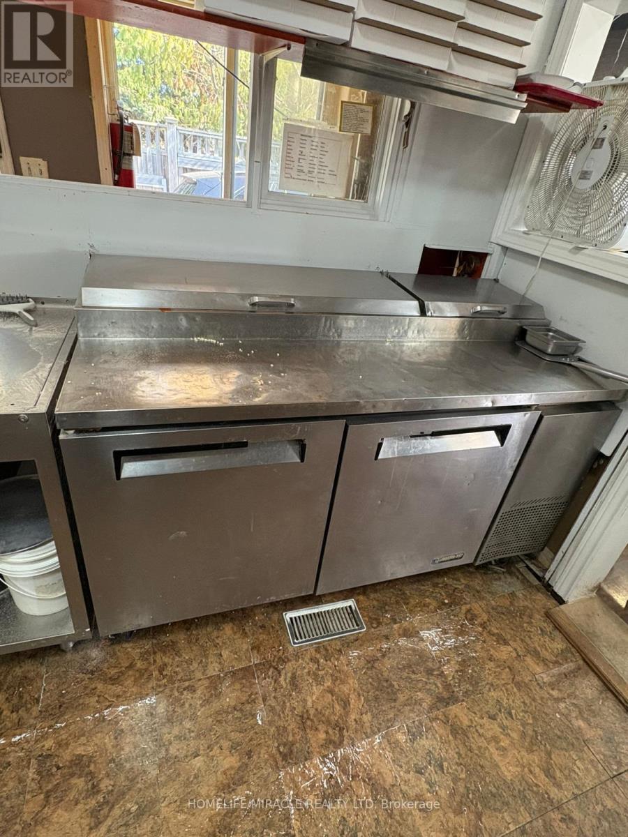 1212 King St N, Woolwich, ON