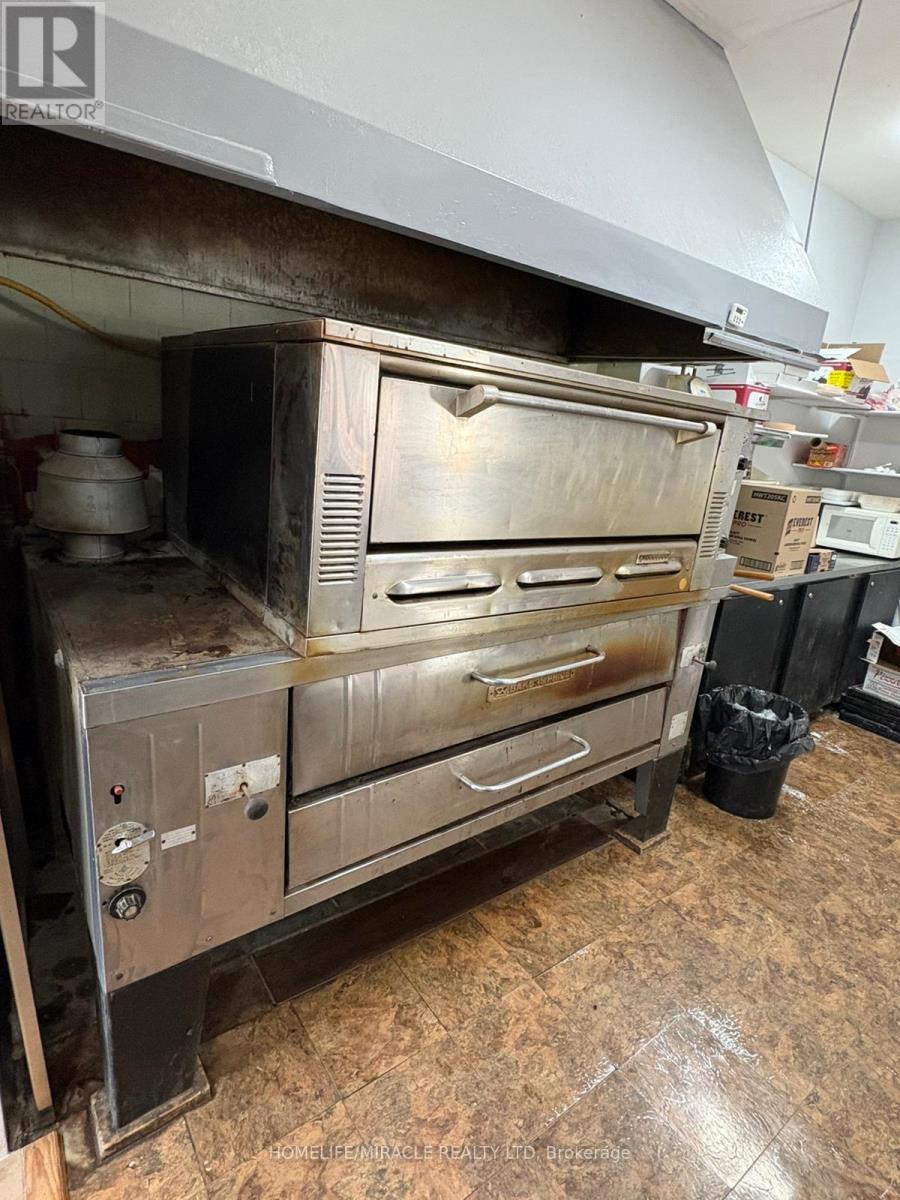 1212 King St N, Woolwich, ON