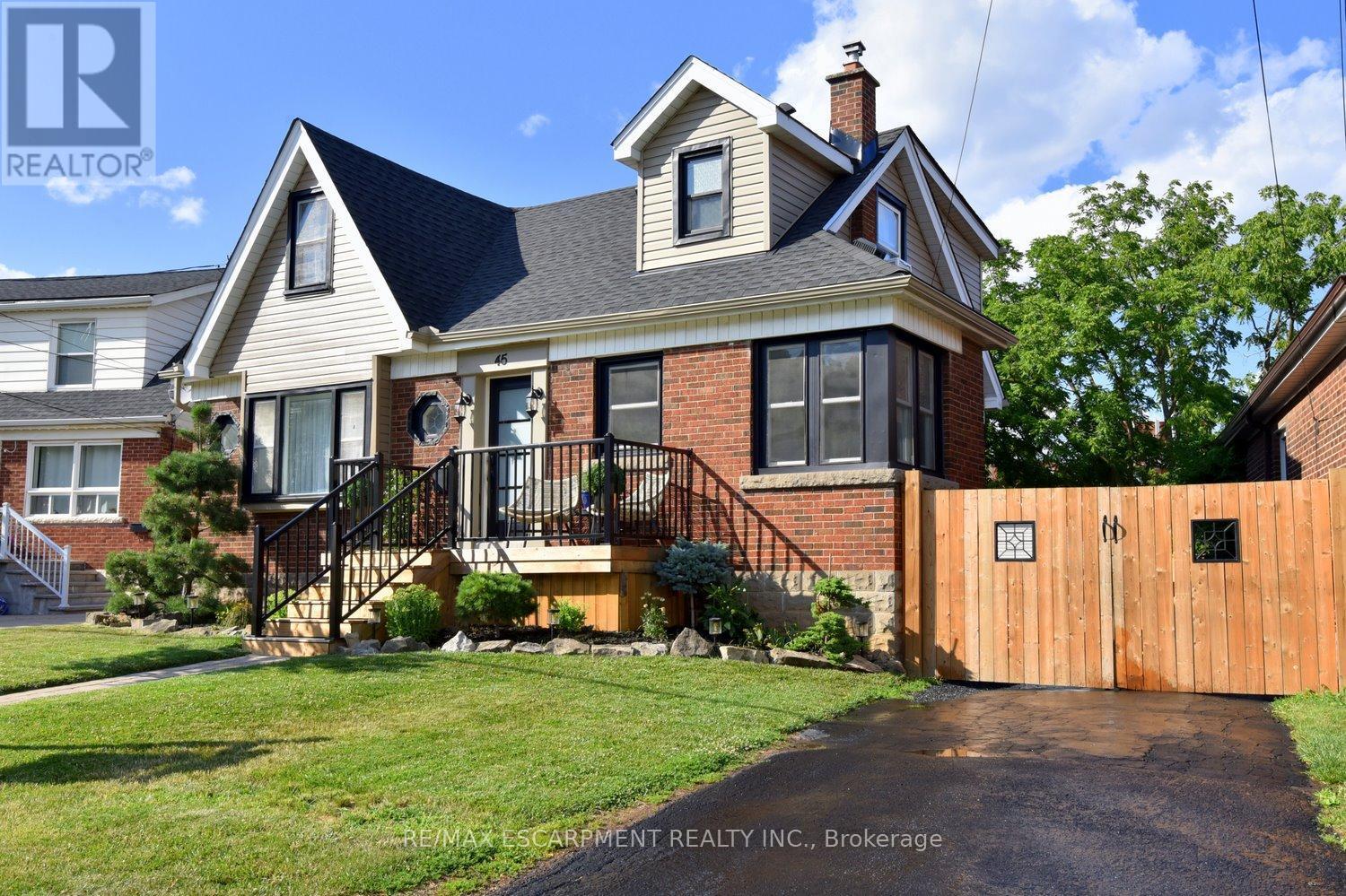 45 Dunkirk Drive, Hamilton, ON - Outdoor