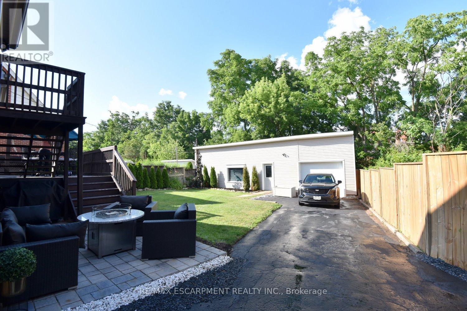 45 Dunkirk Drive, Hamilton, ON - Outdoor