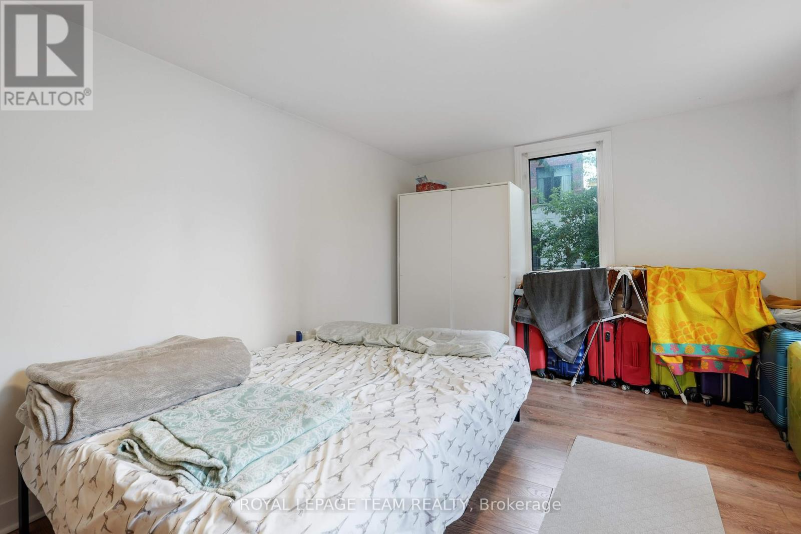 166 Fifth Avenue, Ottawa, ON - Indoor Photo Showing Bedroom