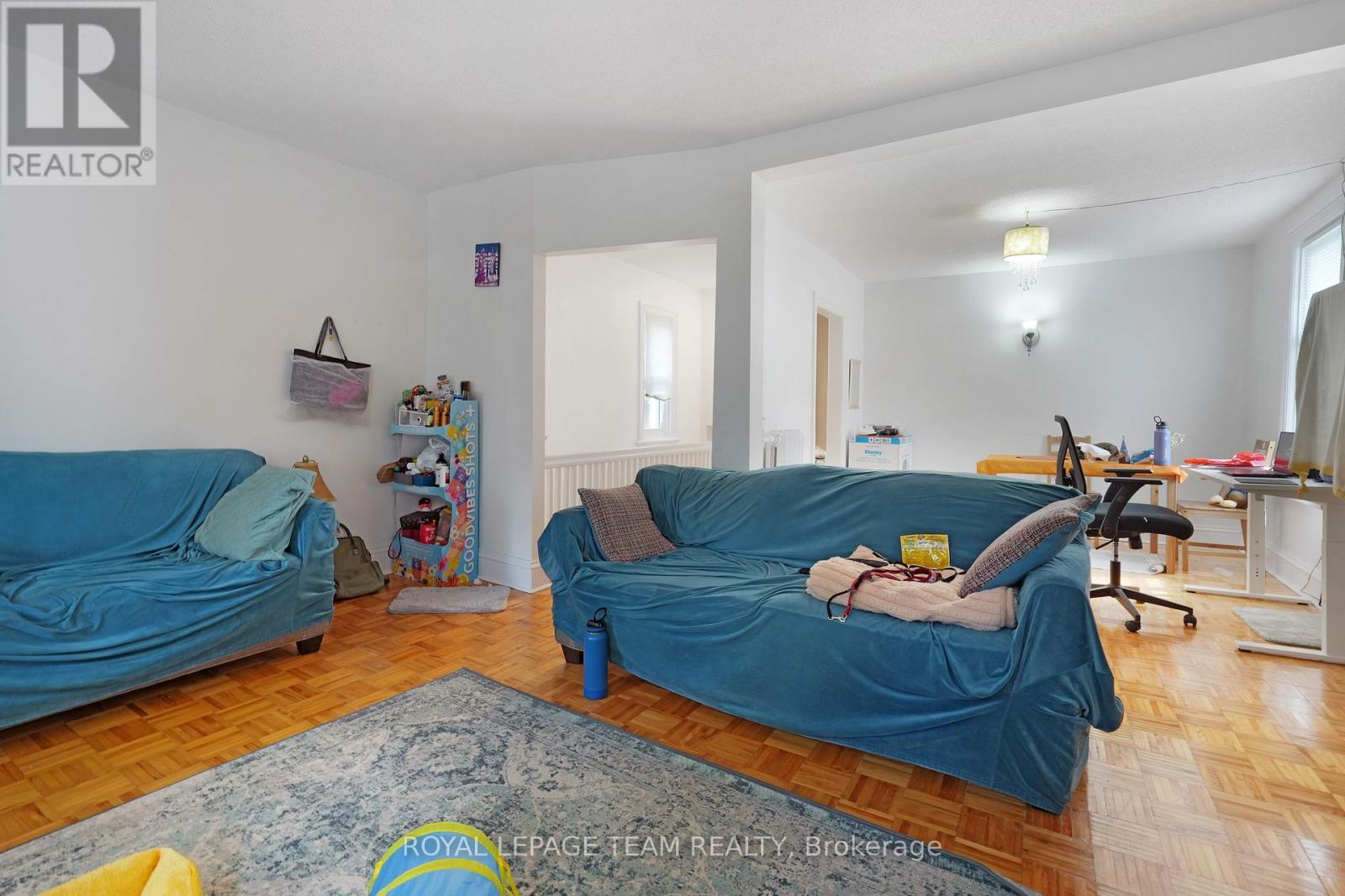 166 Fifth Avenue, Ottawa, ON - Indoor