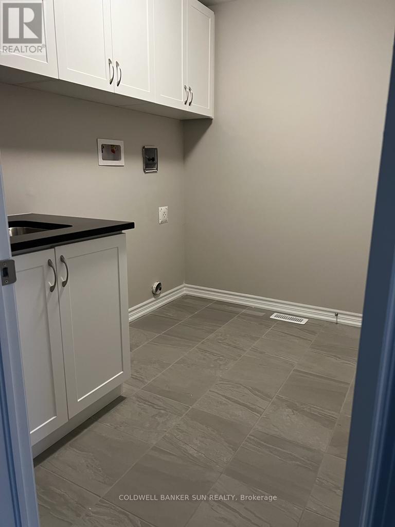 22 Keppel Circle, Brampton, ON - Indoor Photo Showing Other Room