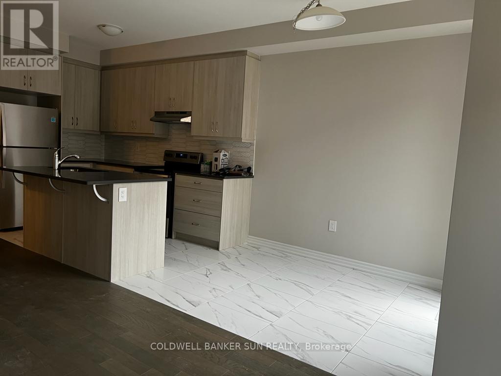 22 Keppel Circle, Brampton, ON - Indoor Photo Showing Kitchen With Stainless Steel Kitchen
